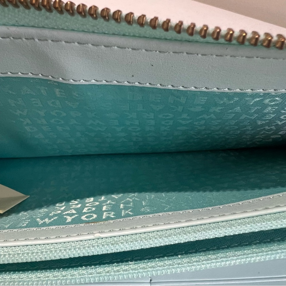 Kate Spade Graphic New Horizons Out Of Office Kaden Aqua Wallet. - Picture 7 of 9